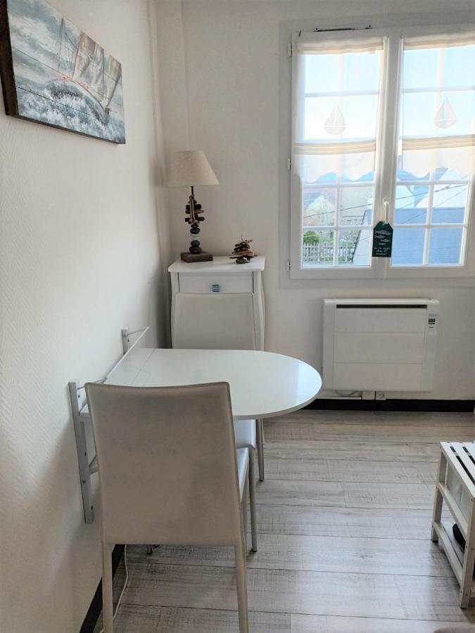 Le Petit Cabourg De La Cour Normande Studio Coeur De Ville -1 A 2 Personness Экстерьер фото